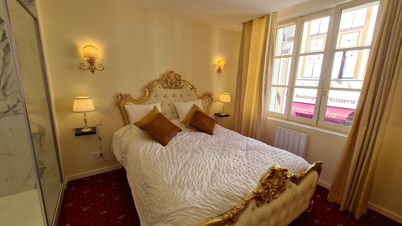 Photo of Others in Sully-sur-Loire