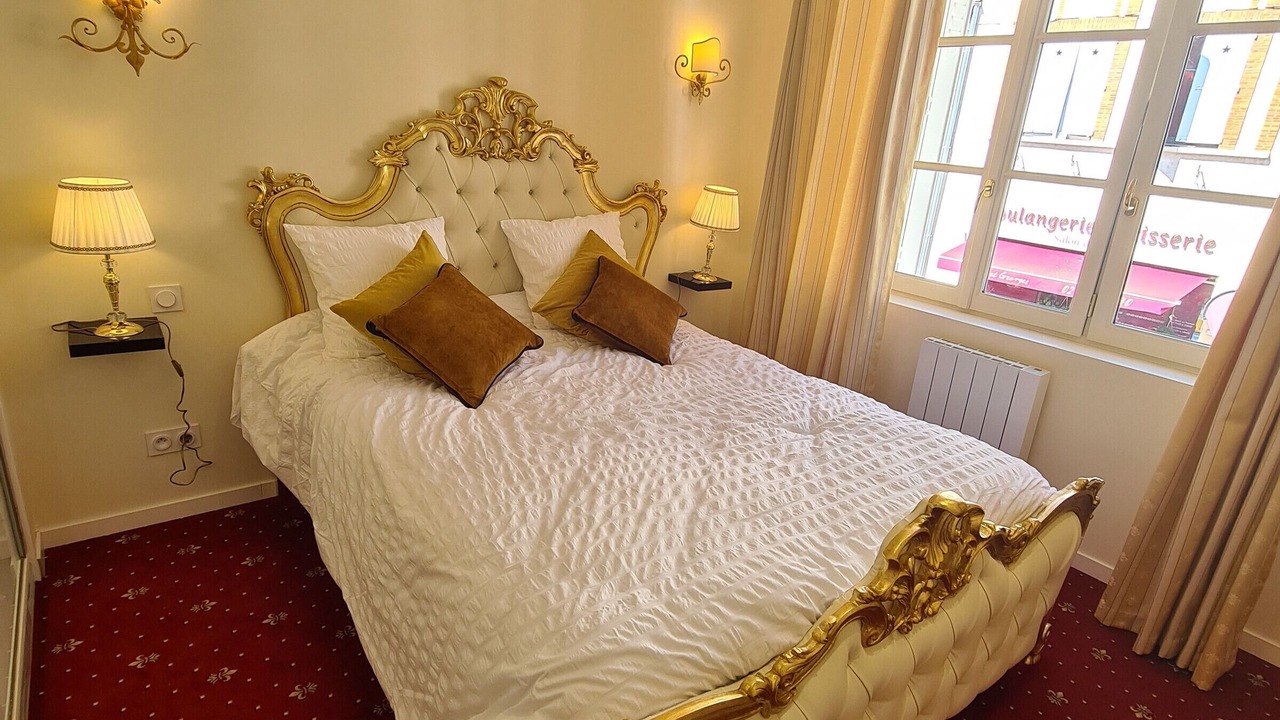Photo of Bedroom in Sully-sur-Loire