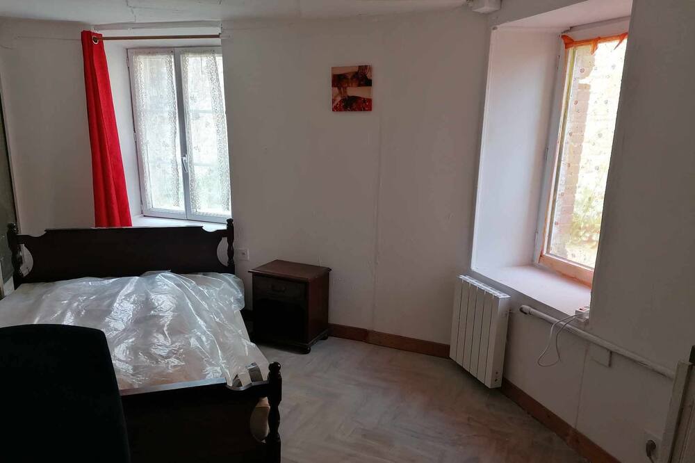 Photo of Bedroom in Saint-Lambert-du-Lattay
