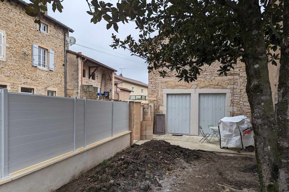 Photo of Outdoor in Saint-Martin-Belle-Roche