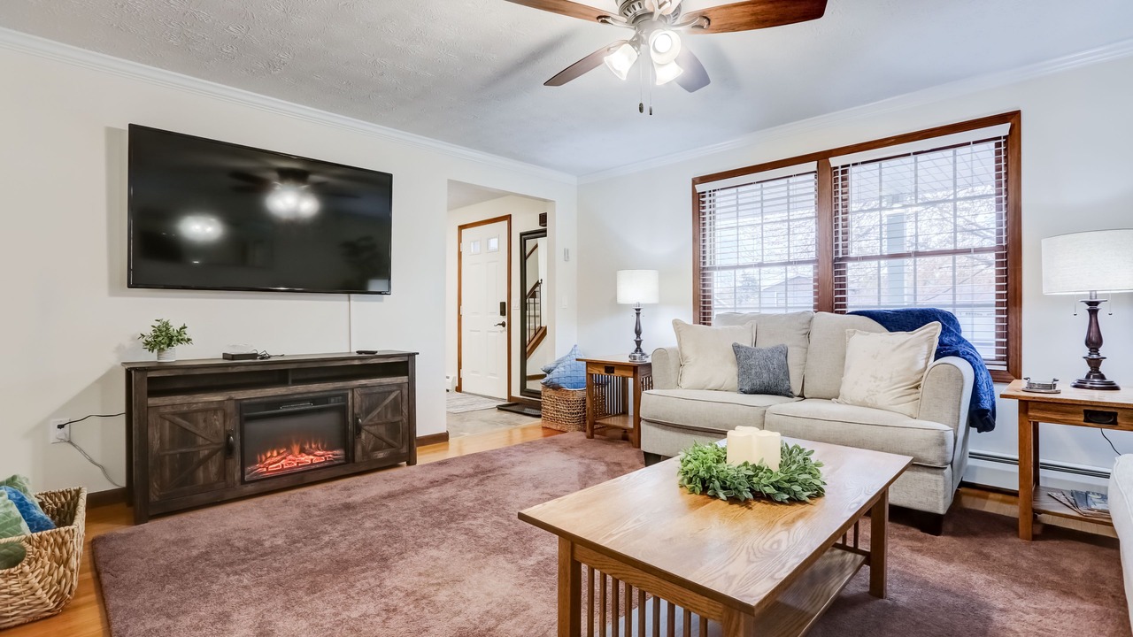 Photo of Livingroom in Brockport