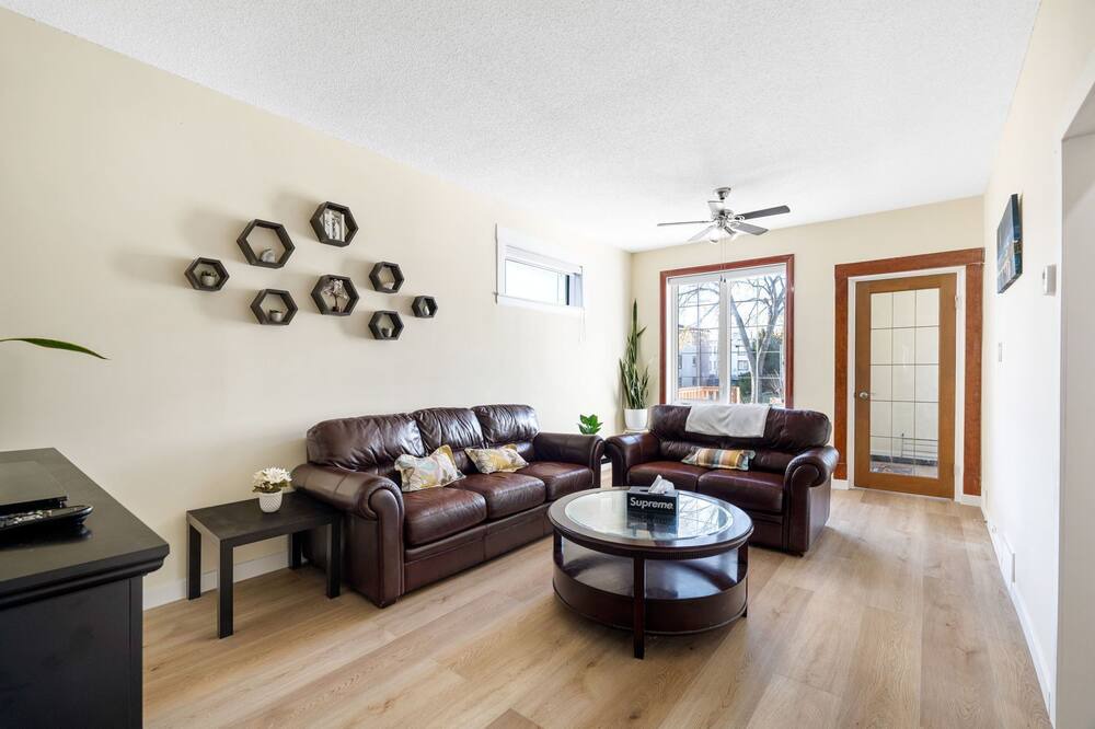 Photo of Livingroom in Winnipeg