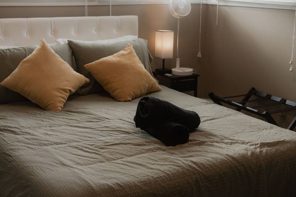 Photo of Bedroom in Levittown