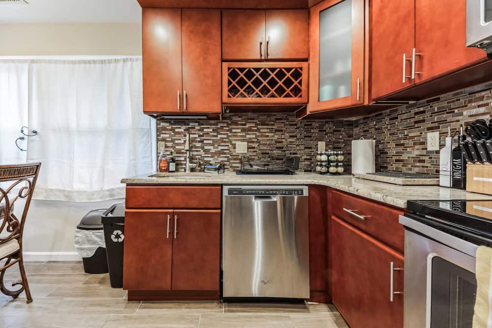 Photo of Kitchen in Levittown