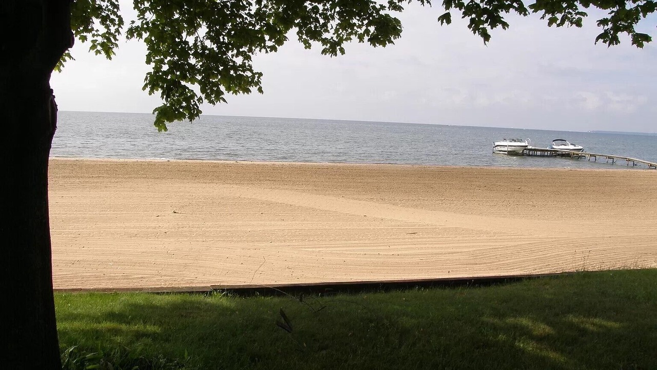 Photo of Others in Au Gres