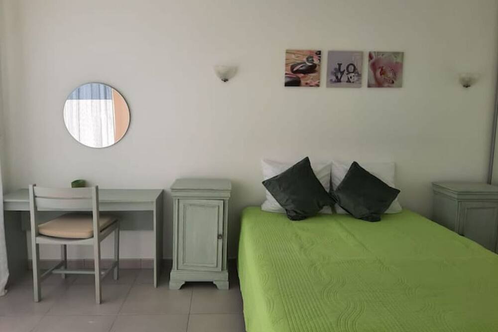Photo of Bedroom in Salles-d'Aude