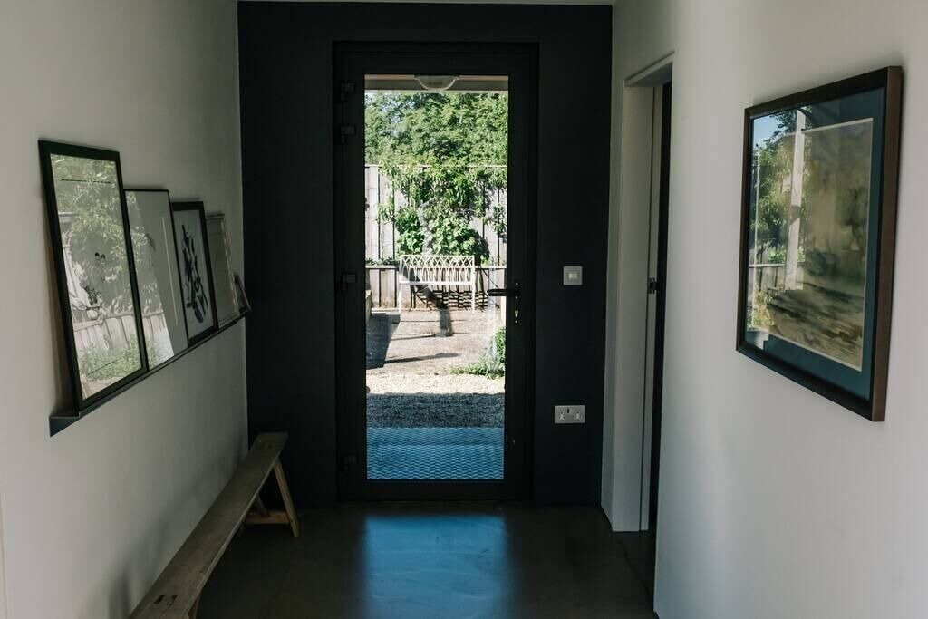 Photo of Others in Eye