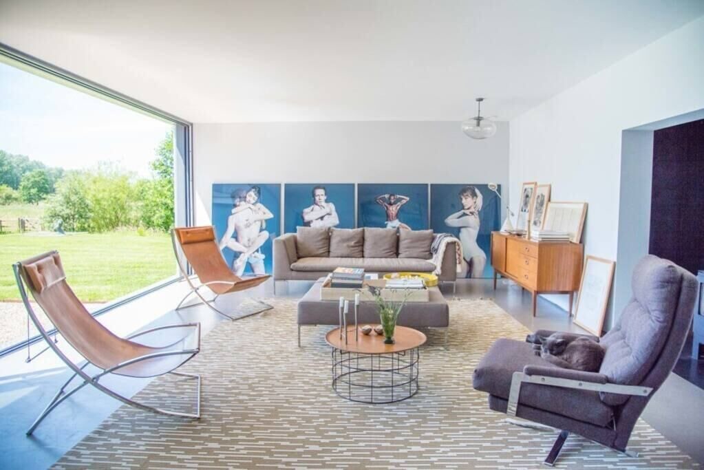 Photo of Livingroom in Eye