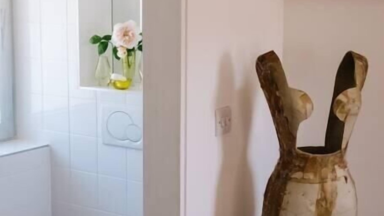 Photo of Others in Eye