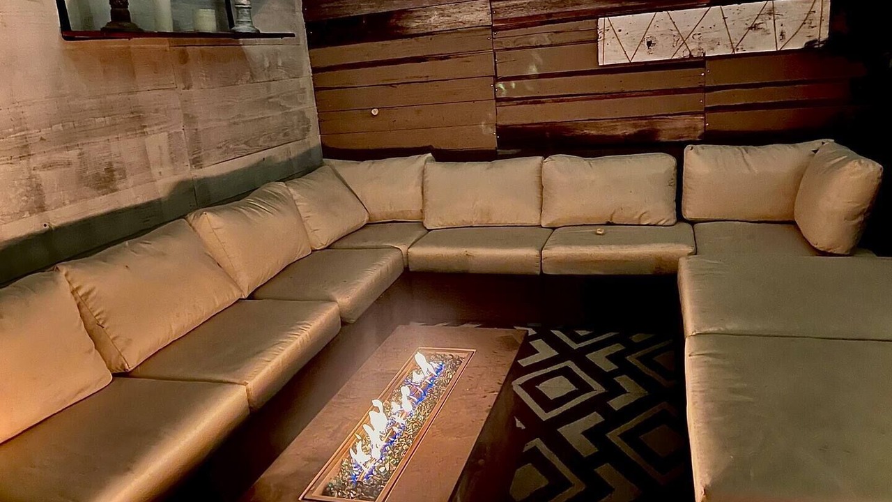 Photo of Others in Hollister