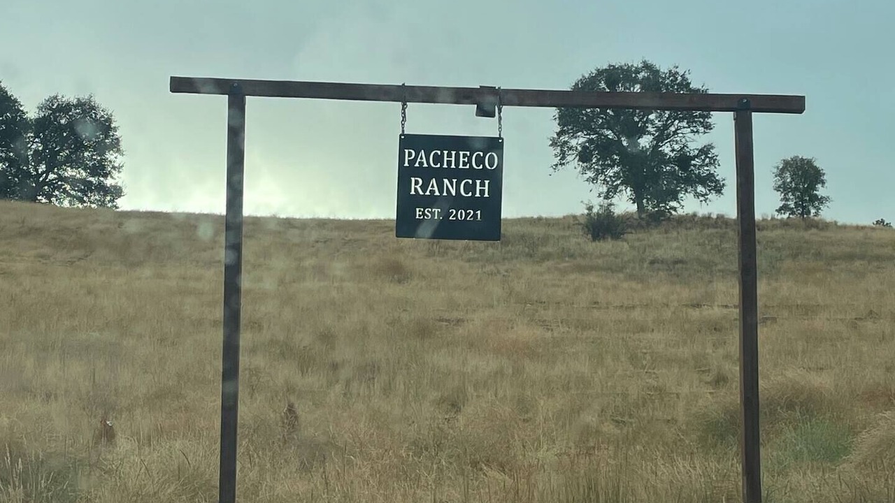 Photo of Others in Hollister