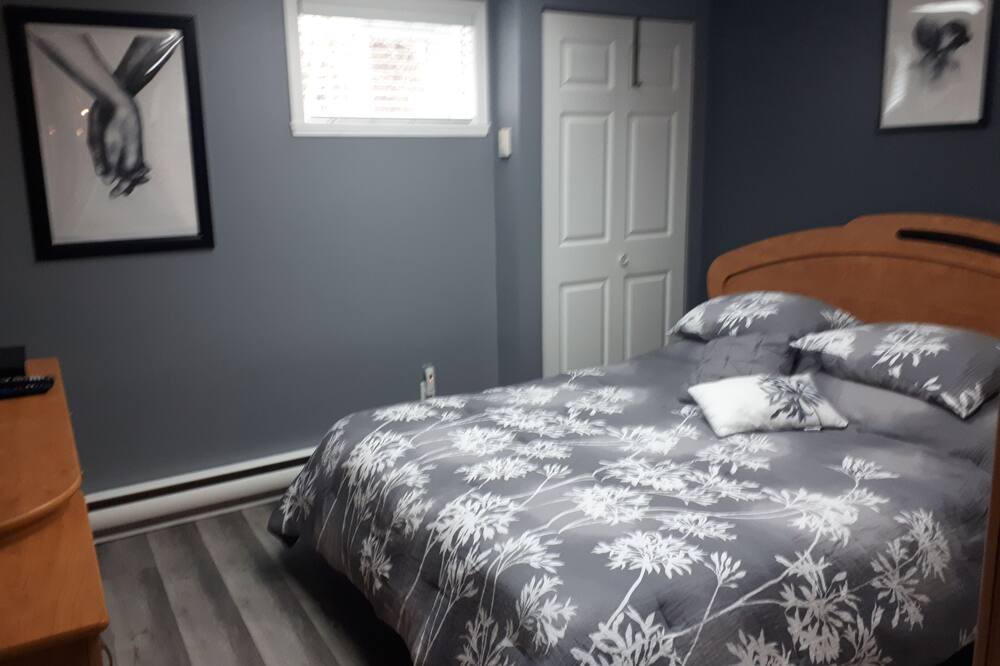 Photo of Bedroom in Ste-Lucie-des-Laurentides