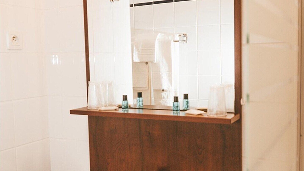 Photo of Bathroom in La Roche-Posay