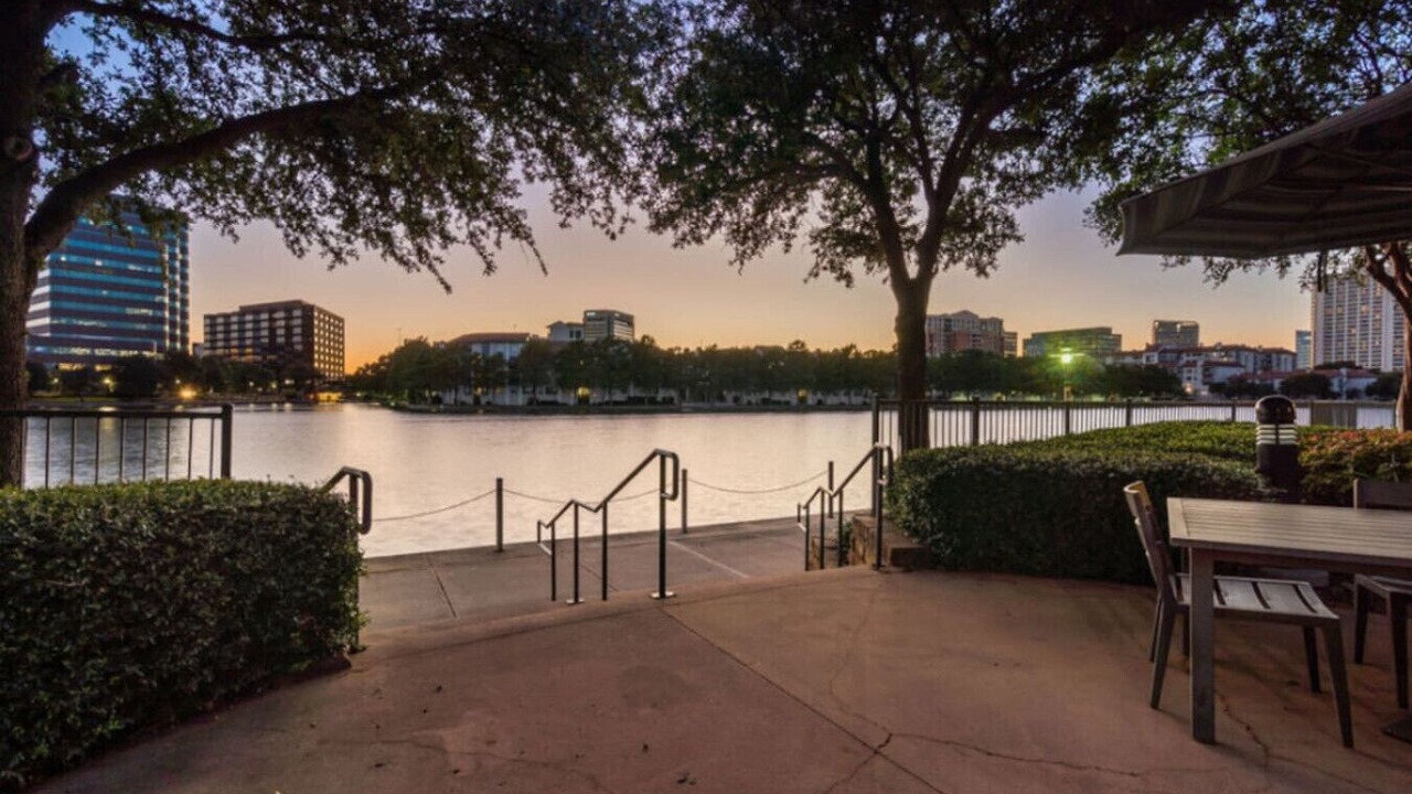 Photo of Others in Las Colinas