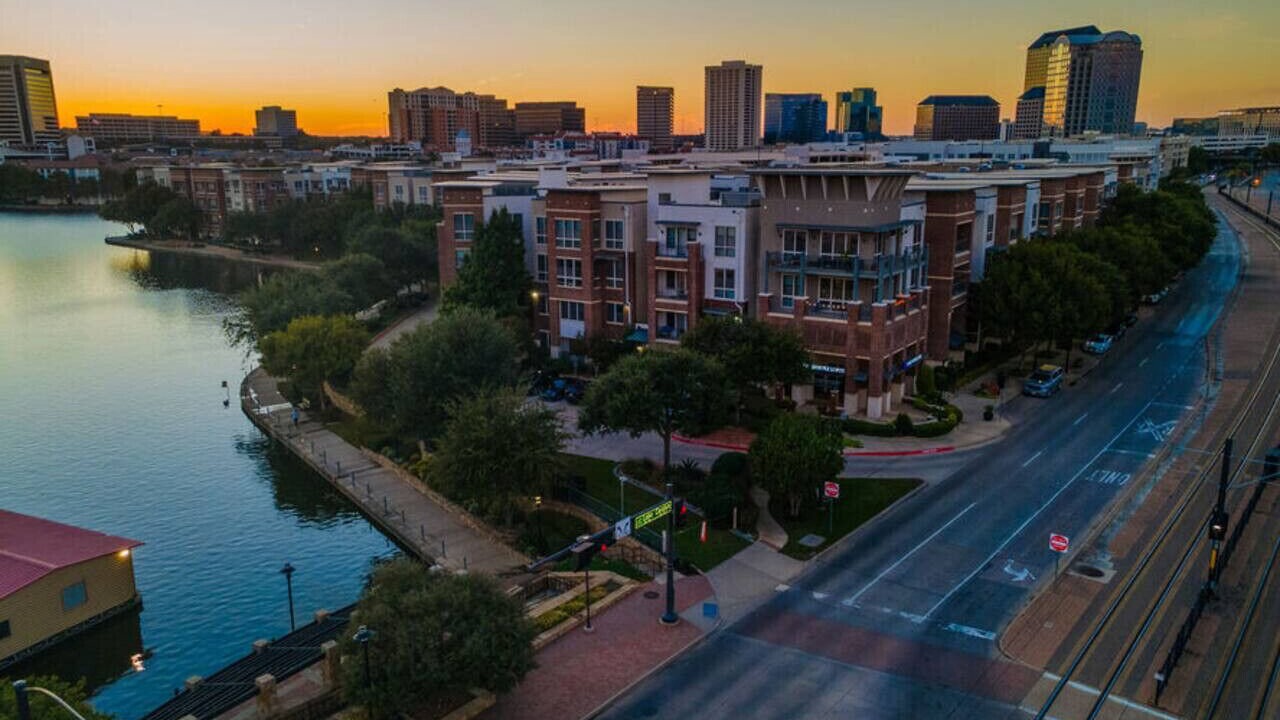 Photo of Others in Las Colinas