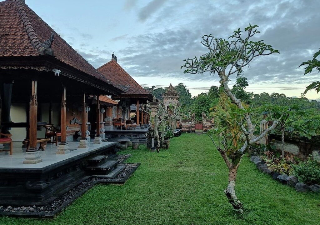 Photo of Outdoor in Selat