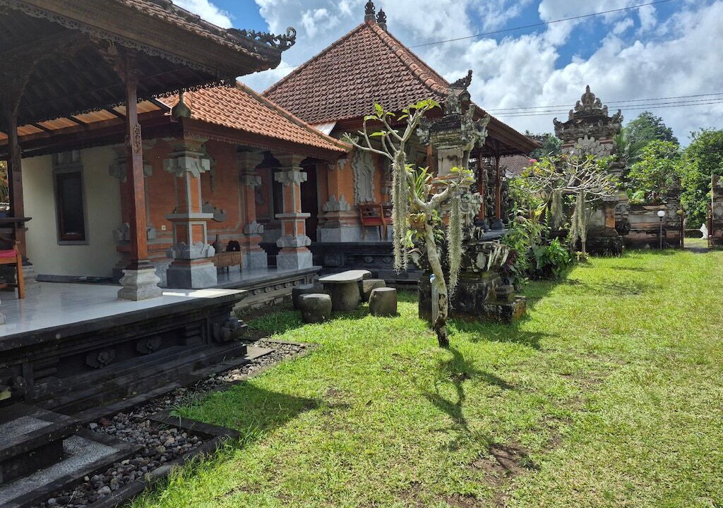 Photo of Outdoor in Selat