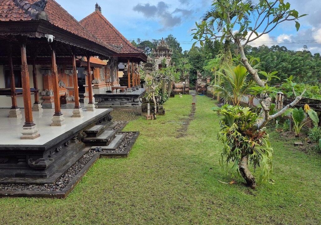 Photo of Outdoor in Selat