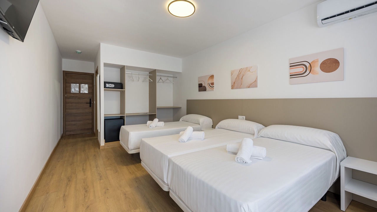 Photo of Bedroom in L'Alfas del Pi