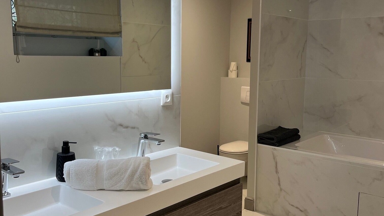 Photo of Bathroom in Presly
