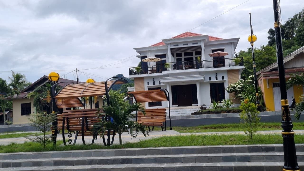 Photo of Outdoor in Bandanaira