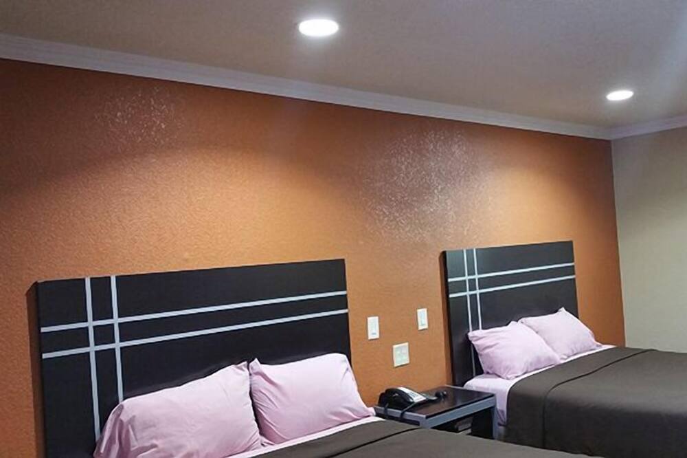 Photo of Bedroom in Big Lake
