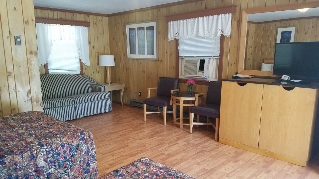 Photo of Bedroom in Lake George