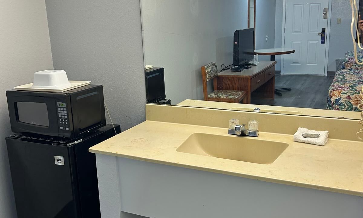 Photo of Bathroom in Hubbard
