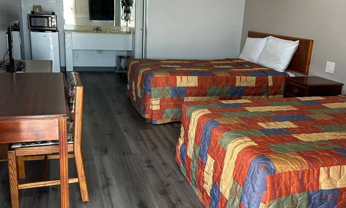 Photo of Bedroom in Hubbard