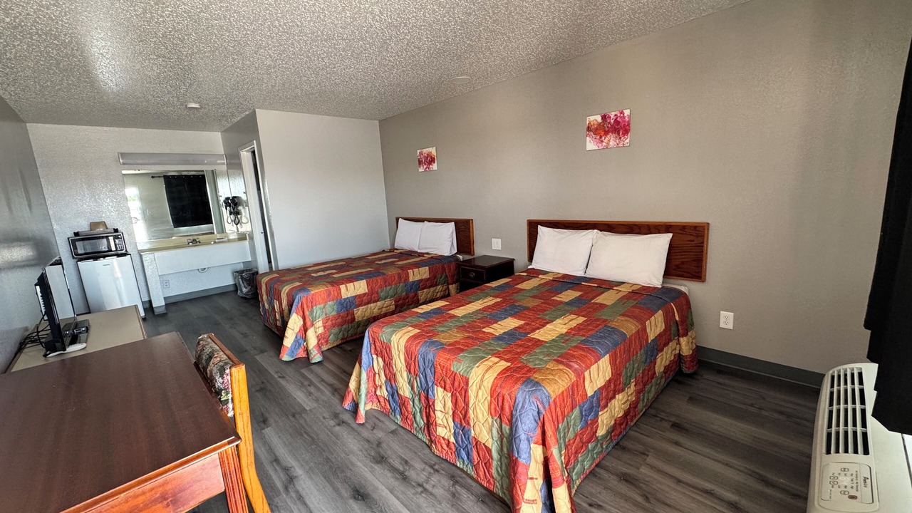 Photo of Bedroom in Hubbard