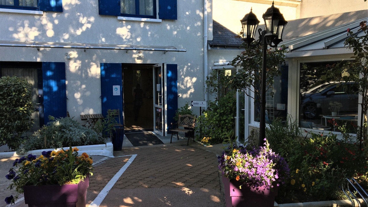 Photo of Outdoor in Tours
