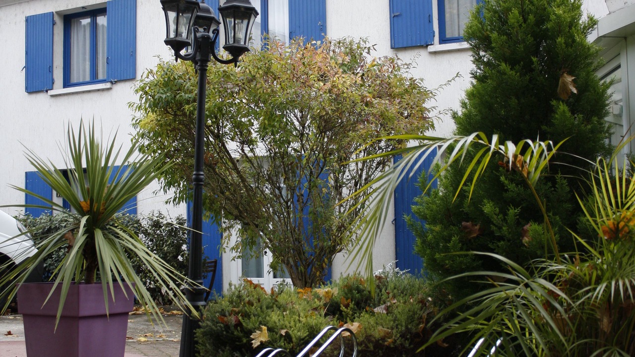 Photo of Outdoor in Tours
