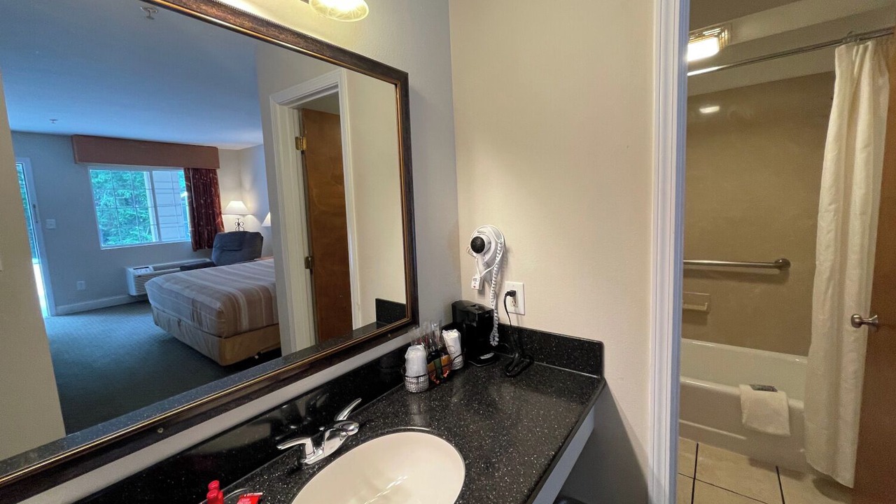 Photo of Bathroom in Woodville