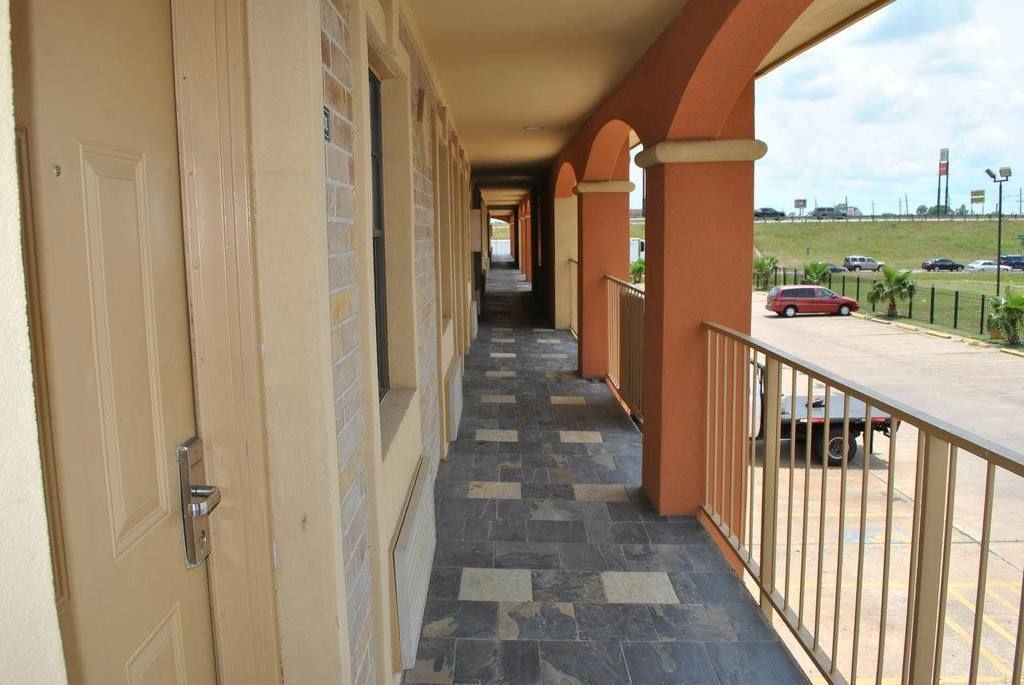 Photo of Outdoor in Brookshire