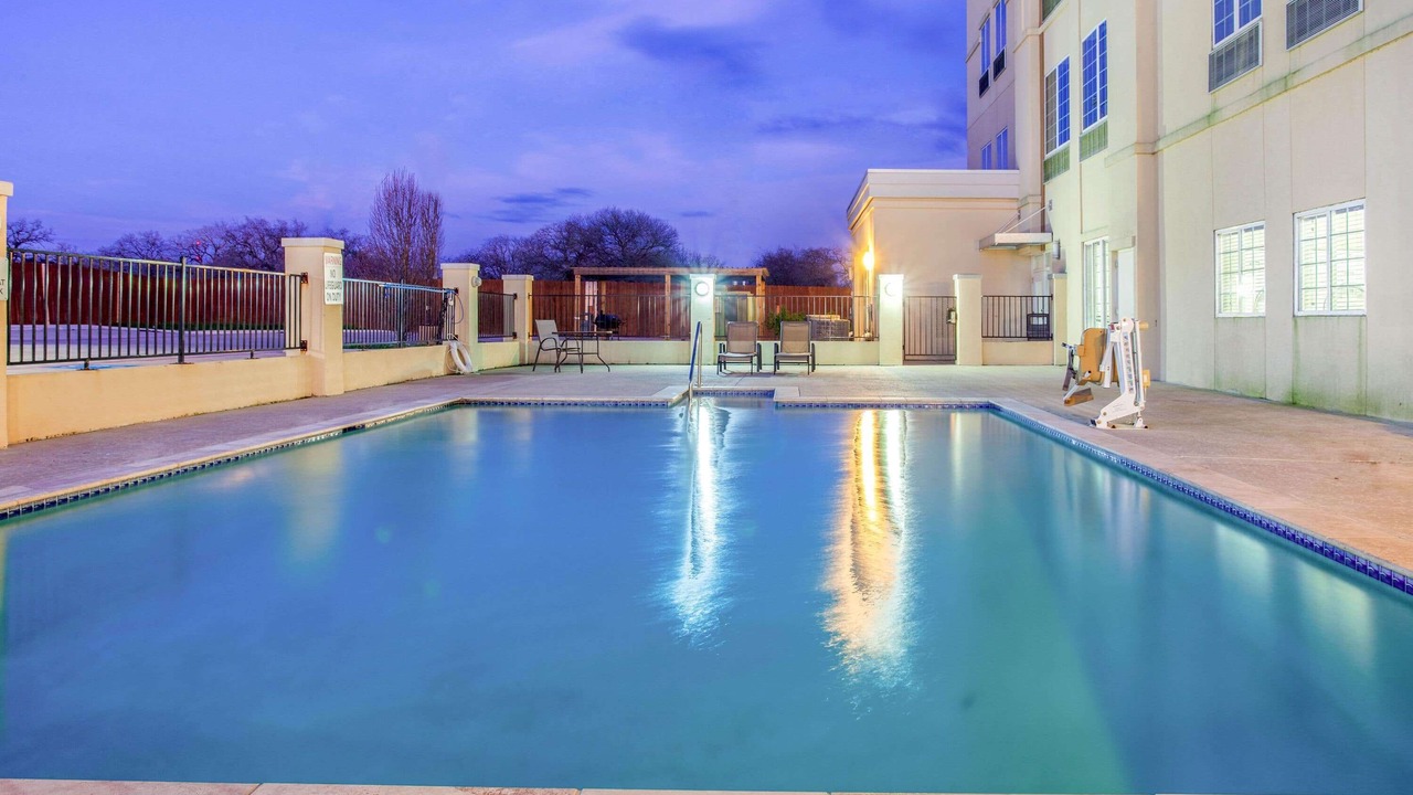 Photo of Outdoor in Luling