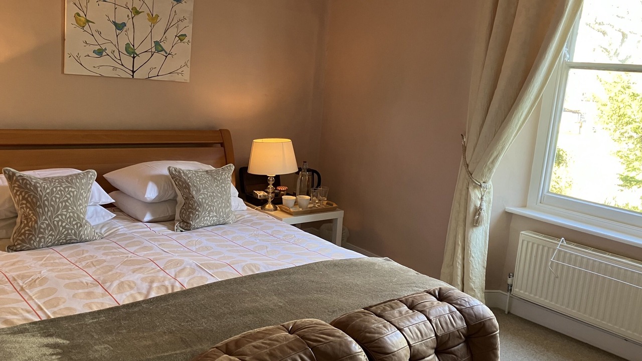 Photo of Others in Euston