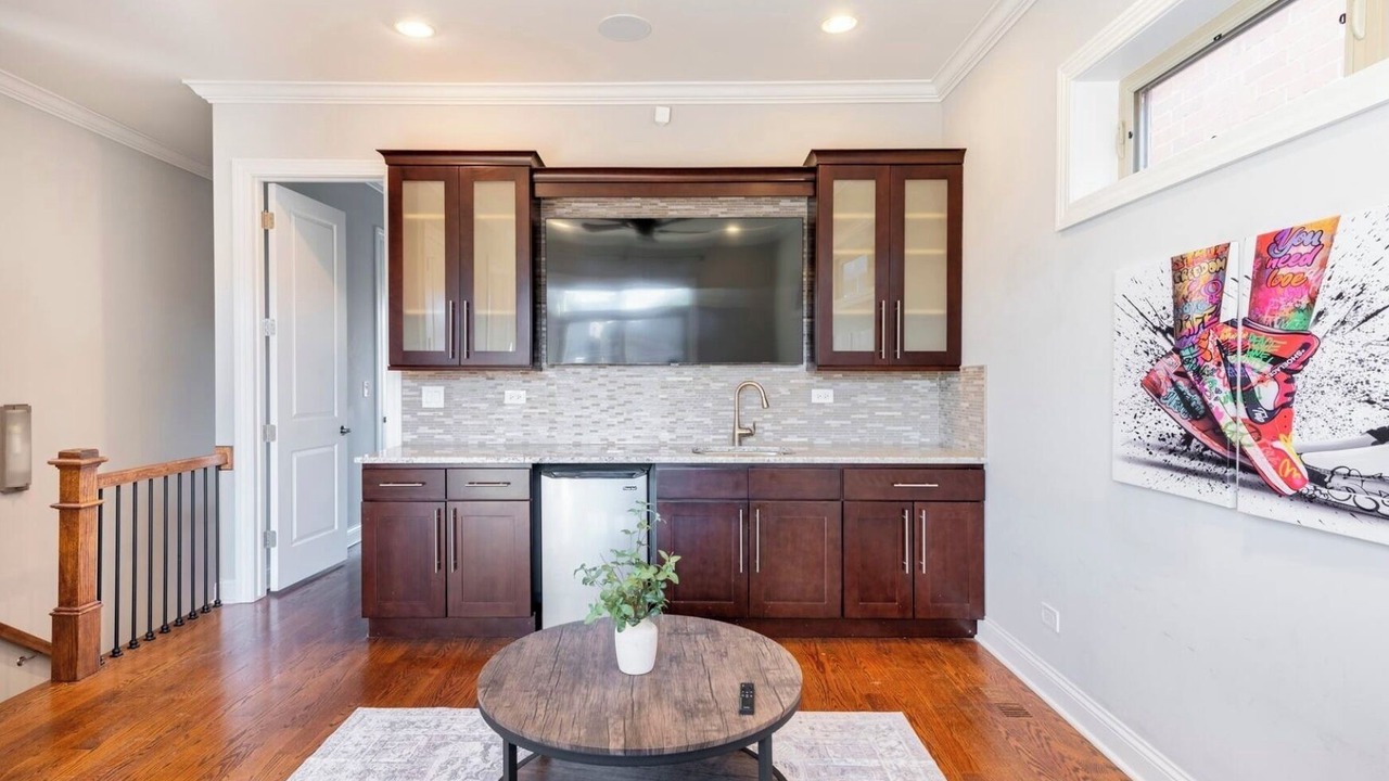 Photo of Others in Old Town