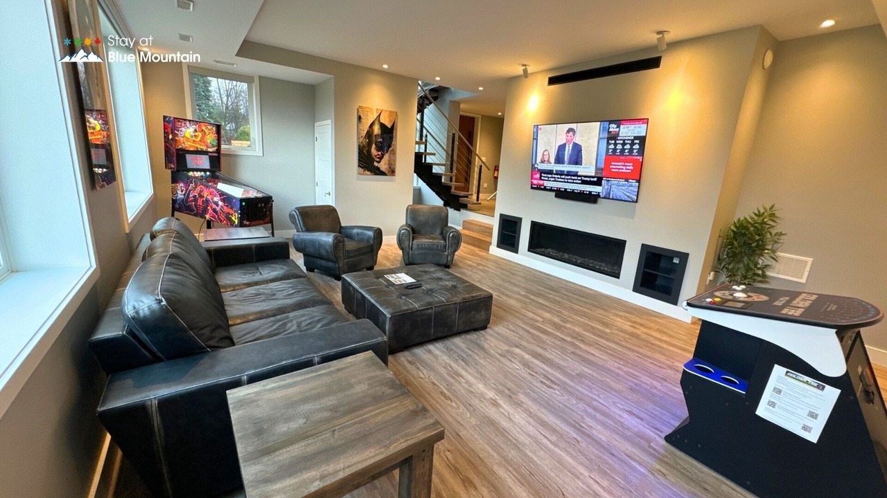 Photo of Livingroom in Glen Huron
