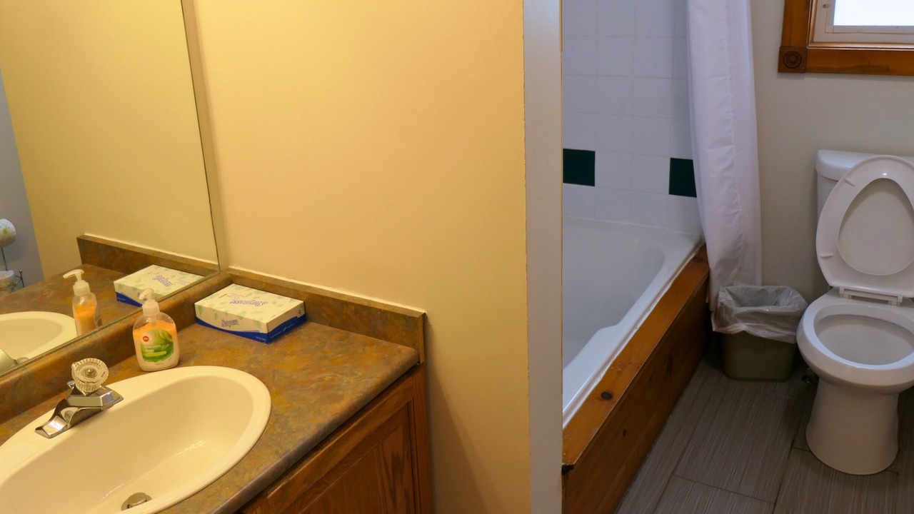 Photo of Bathroom in The Blue Mountains
