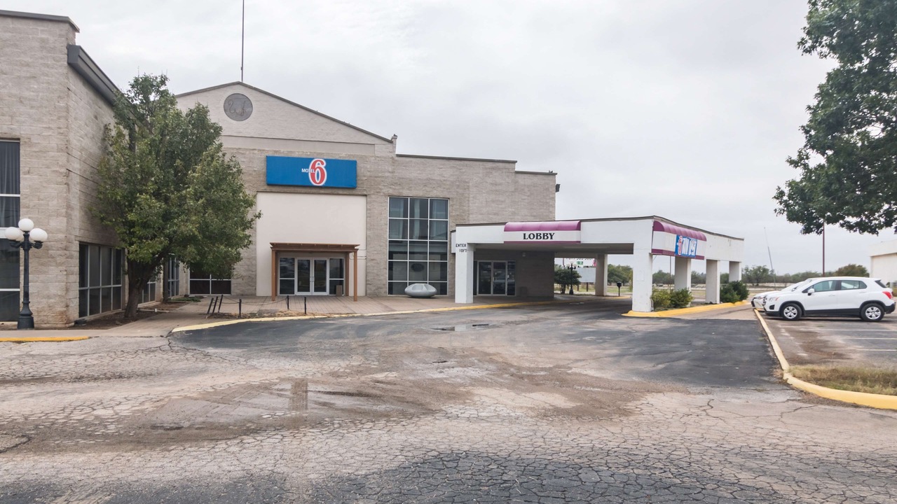 Photo of Outdoor in Ira