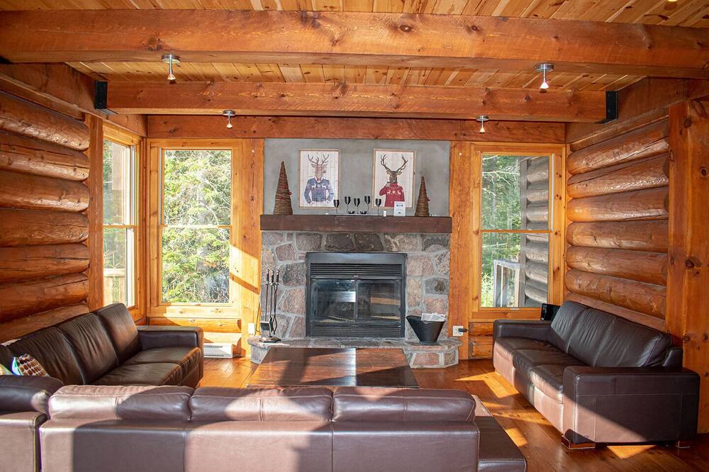 Photo of Bedroom in Lac Superieur Village