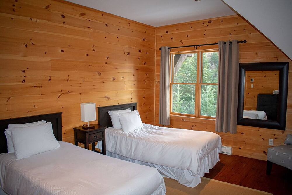 Photo of Bedroom in Lac Superieur Village