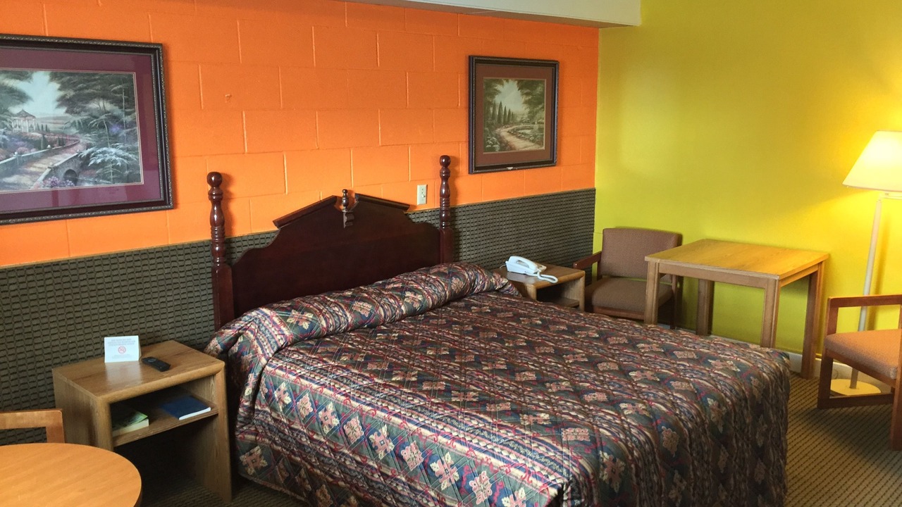 Photo of Bedroom in Adair