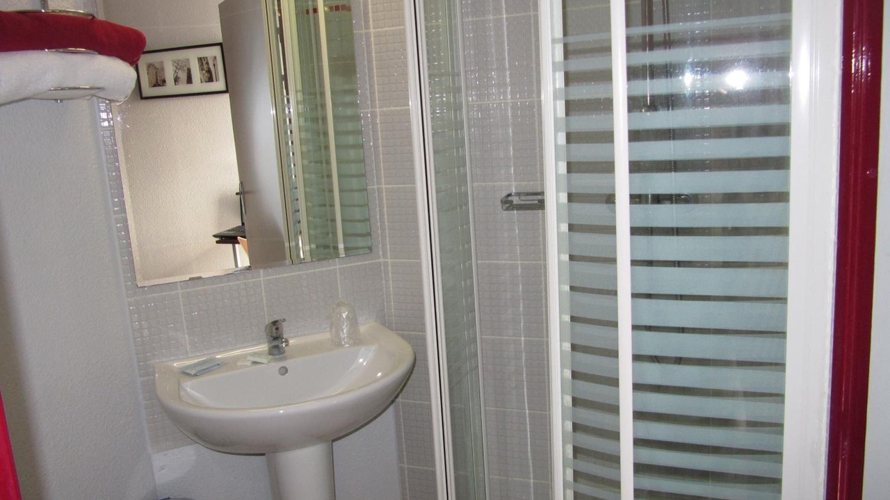 Photo of Bathroom in Balaruc-le-Vieux