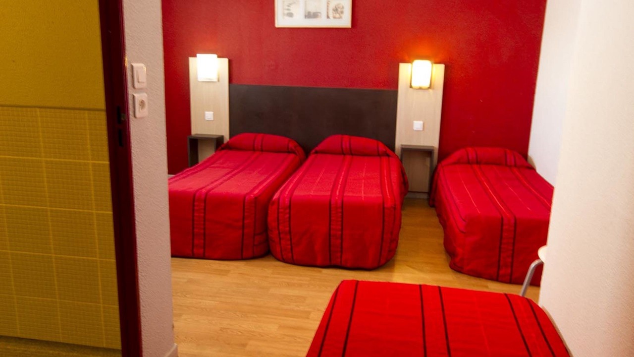 Photo of Bedroom in Balaruc-le-Vieux
