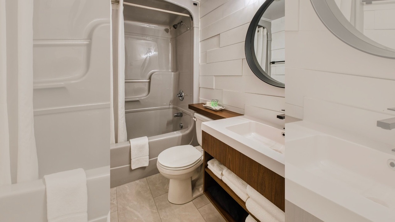 Photo of Bathroom in Rouyn-Noranda