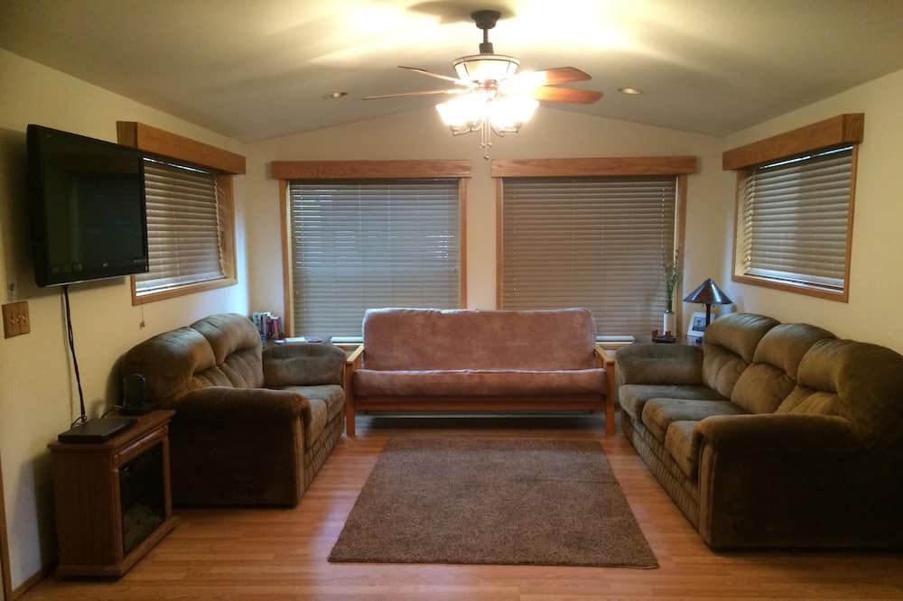 Photo of Bedroom in Brookings