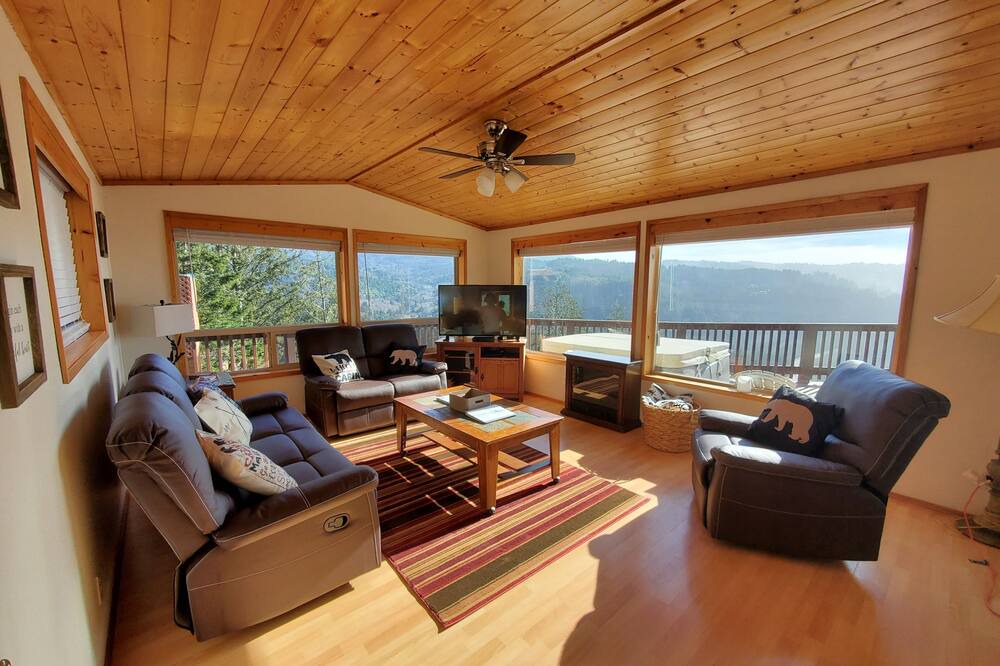 Photo of Livingroom in Brookings