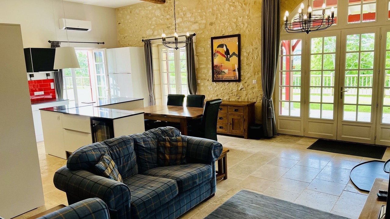 Photo of Others in Couze-et-Saint-Front