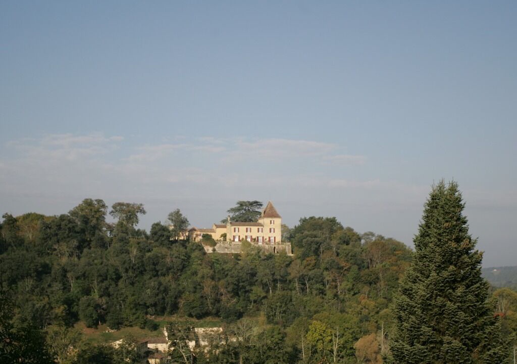 Photo of Others in Couze-et-Saint-Front